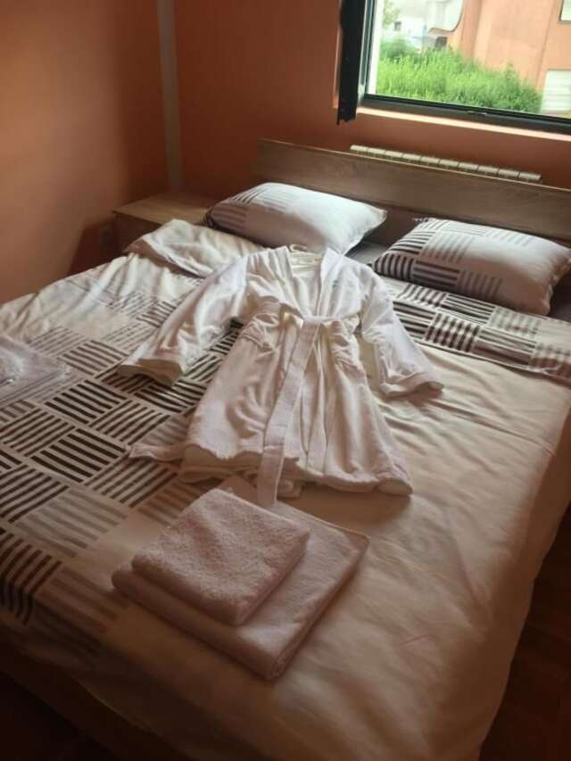 Апартаменты Apartments Kaludjerovic Цетине-24